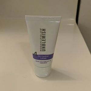 Rodan+Fields UNBLEMISH Oil Control Lotion